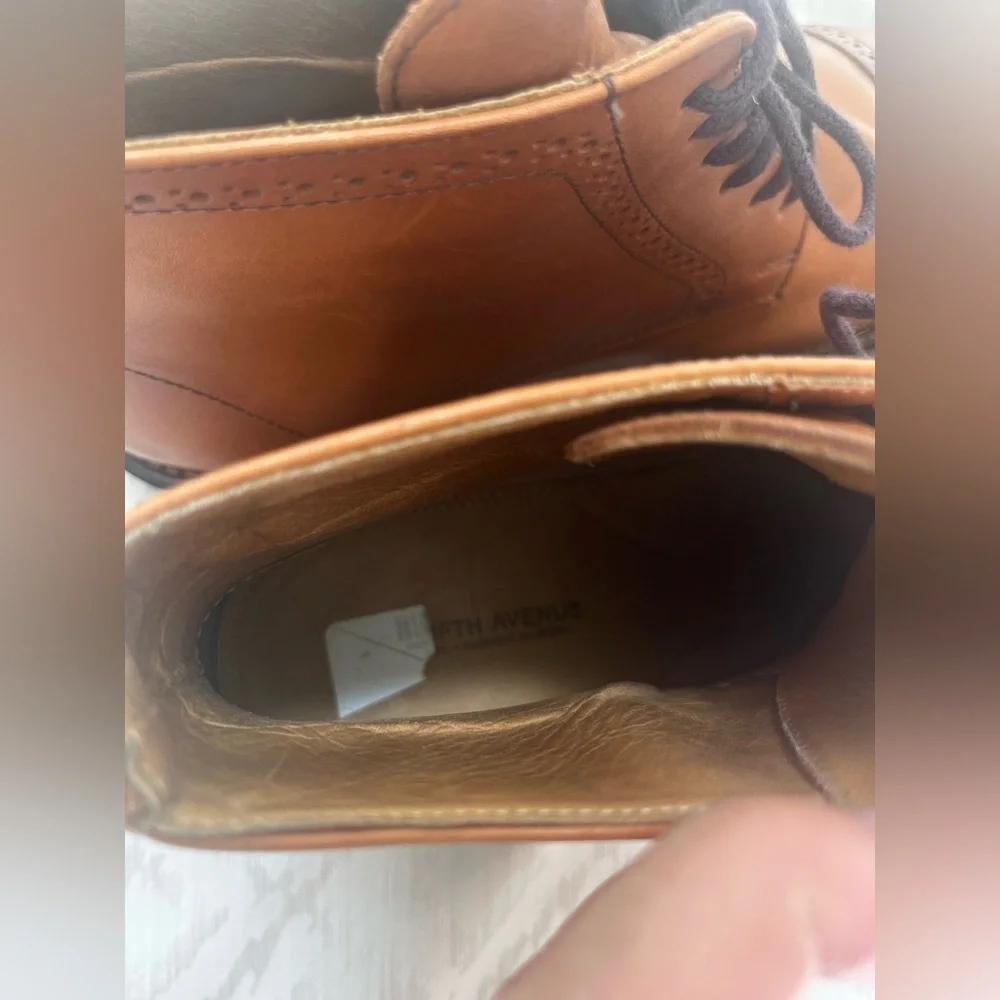 SAKS FIFTH AVENUE Men Perforated Leather Boots Cap Toe Size 10